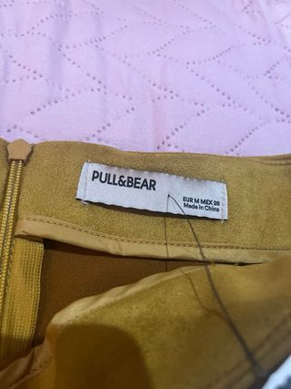 Falda ante mostaza - Talla M pullandbear nueva