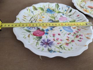 2 Piatti Decorativi plastica 