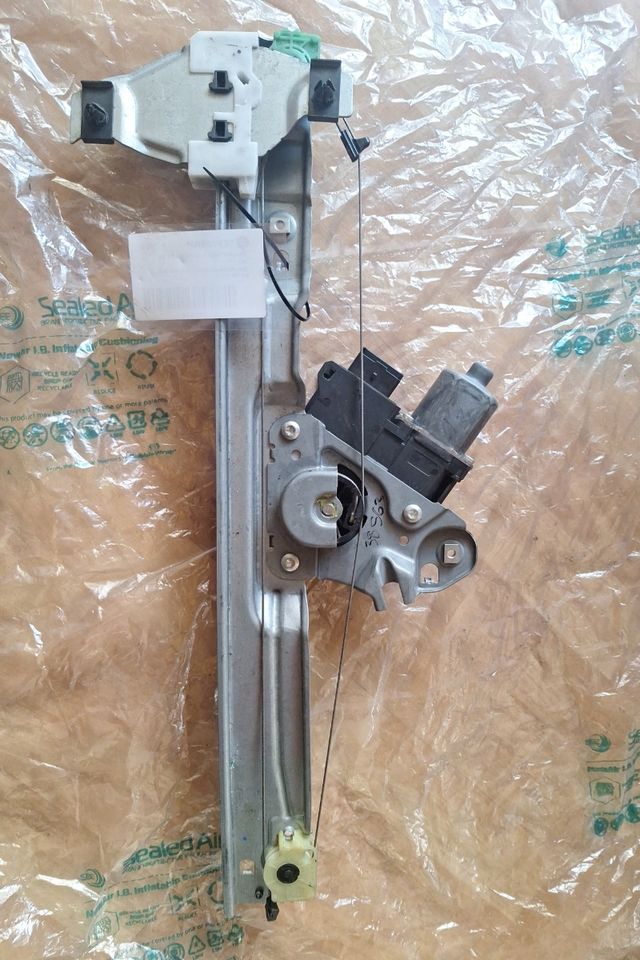Elevalunas eléctrico delantero izq Peugeot 308