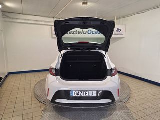 Toyota Corolla 1.8 125H ACTIVE TECH E-CVT