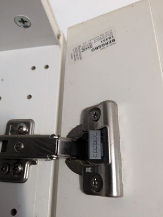 Armario Ikea blanco 2 puertas