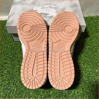 Sneakers mujer casual pareja modernas chic
