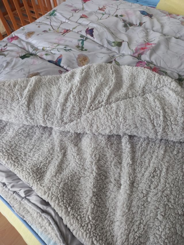 Edredón gris - microfibra