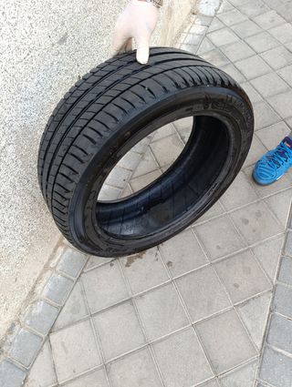 Neumático 1 unidad