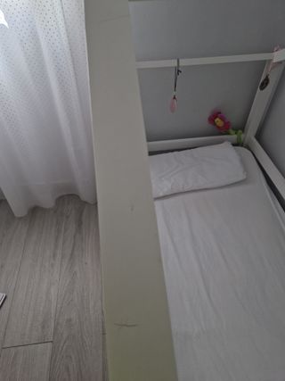 Cama Montessori infantil blanca