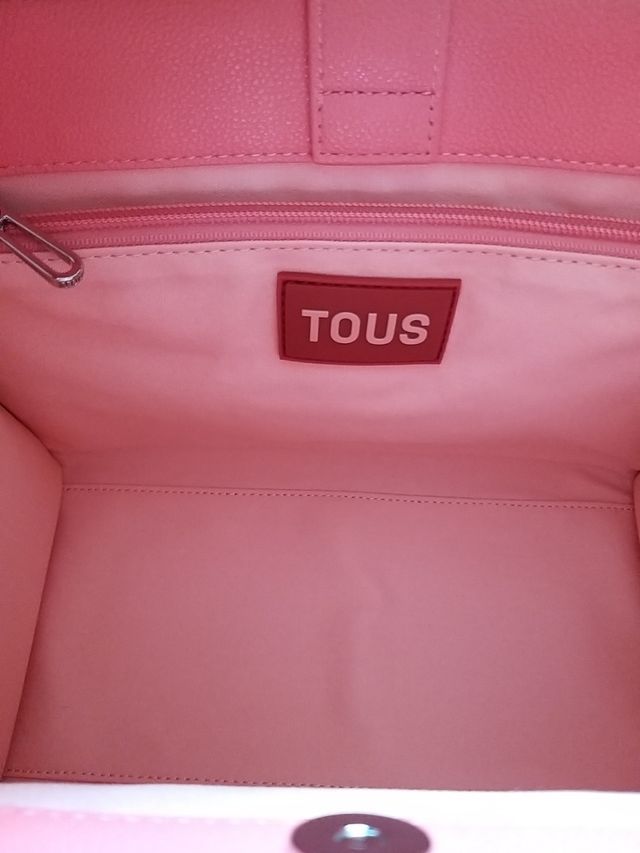 Bolso TOUS  KAOS coral.