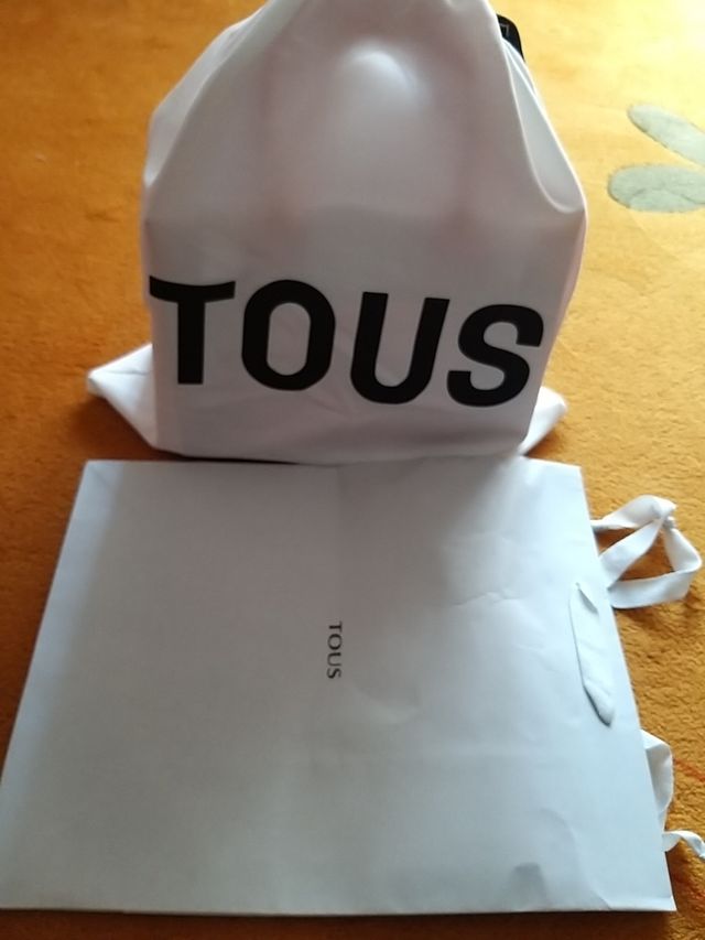Bolso TOUS  KAOS coral.