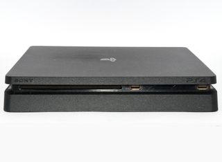 PS4 Slim 500GB Negra - Sin mando