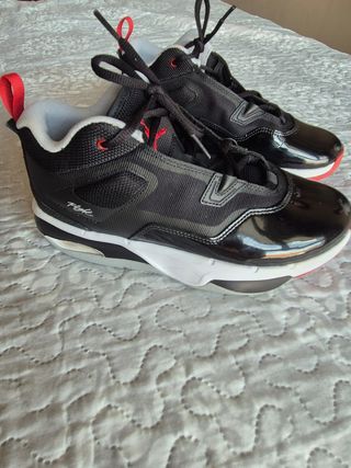Zapatillas Jordan  Stay Loyal 3 nuevas