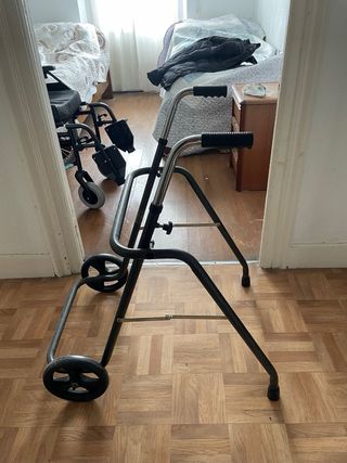 Andador con ruedas