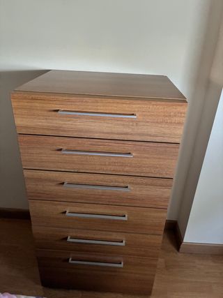 Cómoda 5 cajones madera