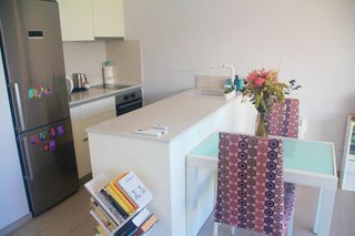 Apartamento moderno Puig Rom (Piscina + Parking)
