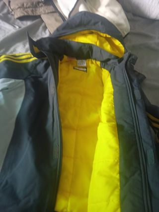 Cazadora Adidas niño - negra y amarilla