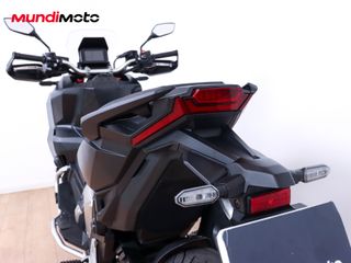 HONDA X-ADV 