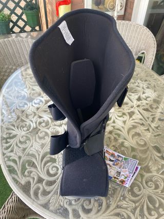 bota/ zapato/ ayunad cuando se tiene escayola, pie