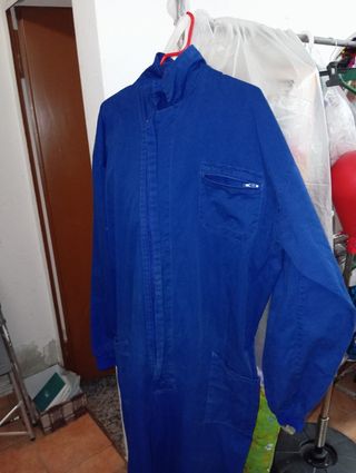 Mono de trabajo azul