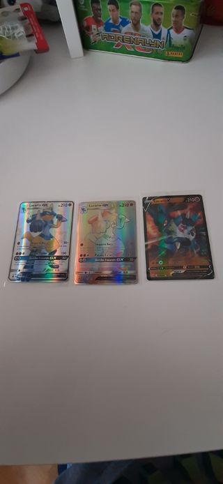 3 cartas Lucario V & GX: Rainbow