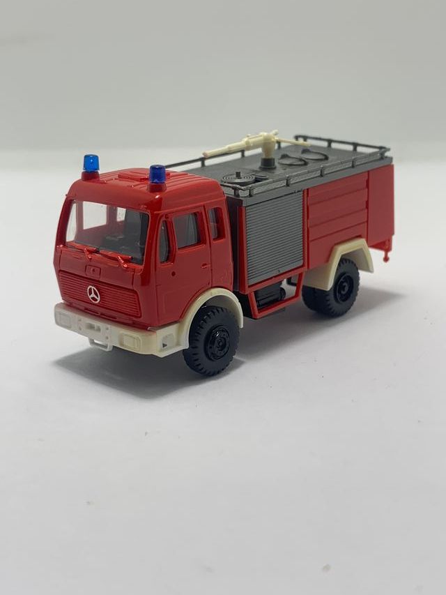 Mercedes Bombeiros Roskopf 1:87