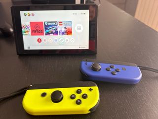 Nintendo Switch Azul-Amarilla