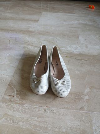 Zapatillas Fuzarka blancas
