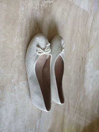 Zapatillas Fuzarka blancas