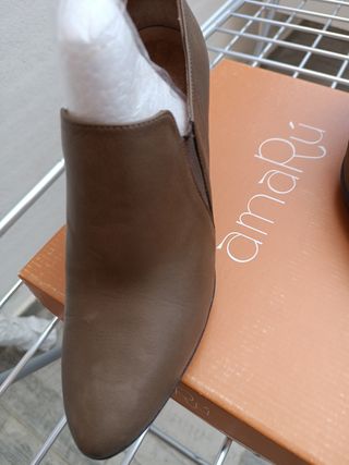 Botines de piel marrón