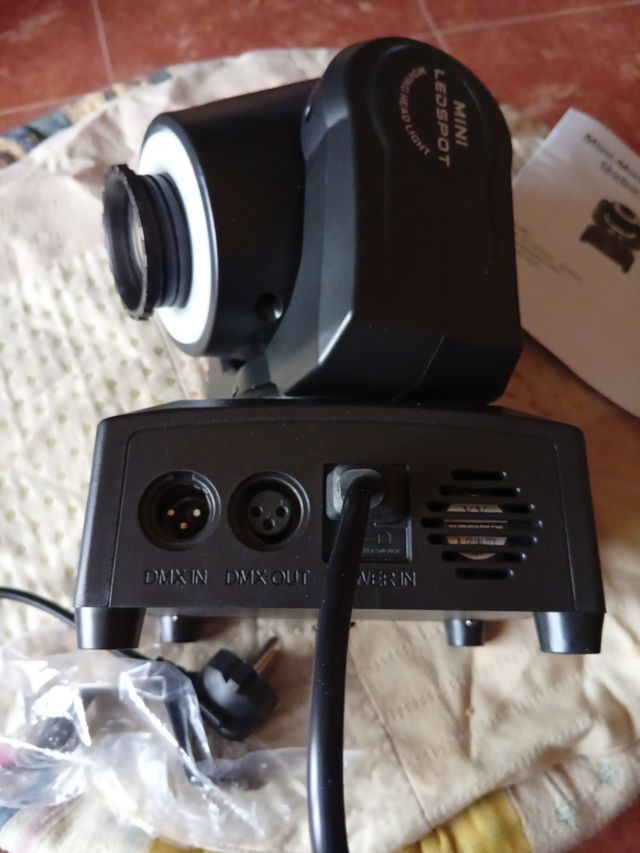 Foco LED Moving Head 80W DMX