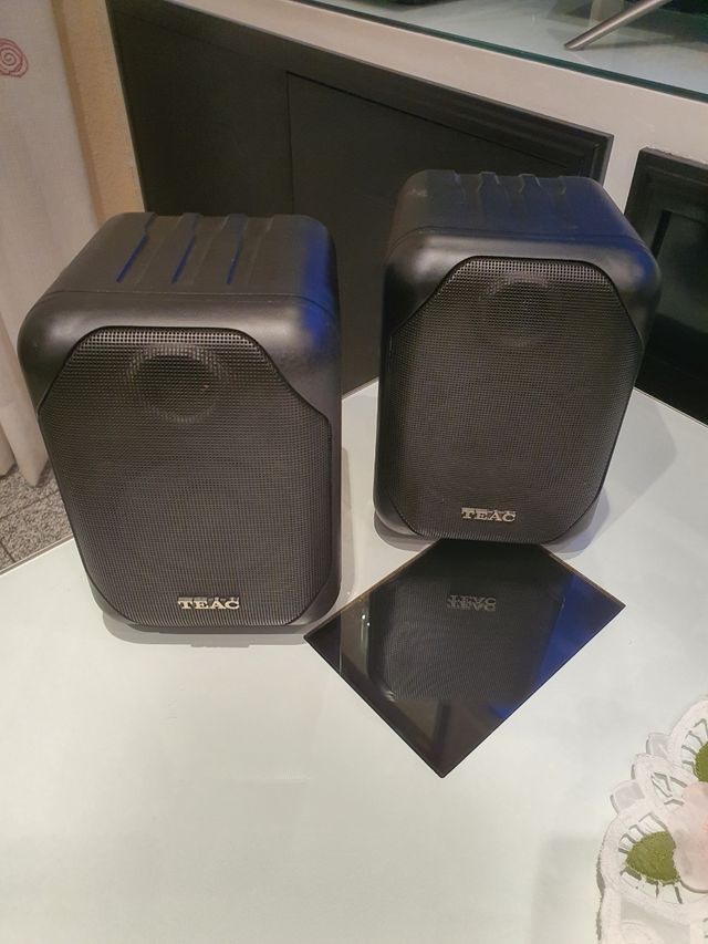 Altavoces TEAC LSX10 negros