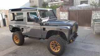 Land Rover Defender 1998