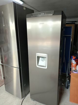 Congelador vertical Electrolux