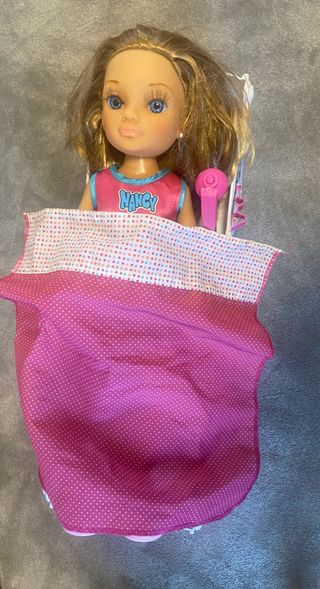Cama Nancy - Muñeca y Accesorios