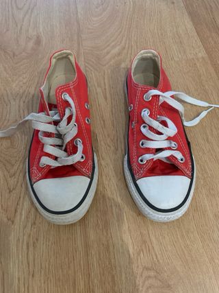 Zapatillas Converse rojas niño talla 29