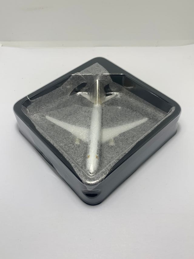 Avião Boeing 767-300 ER Herpa 1:500