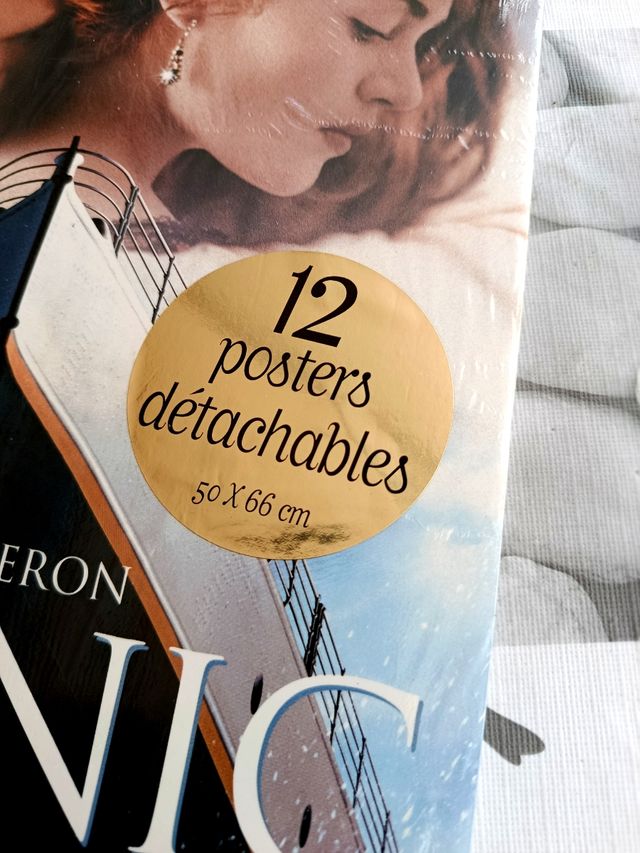 Titanic, les douze posters detachables 50x66cm:...