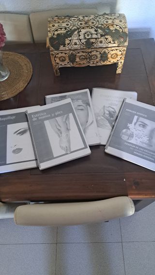 Libros Estética: 5 manuales CFGM