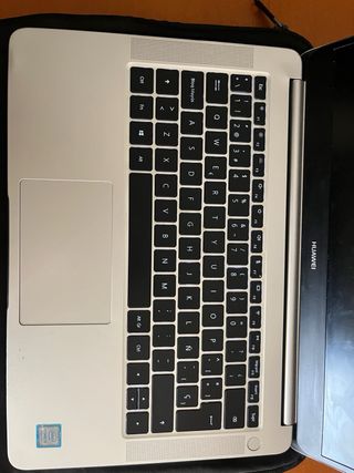 Huawei Matebook D - Portátil Plata