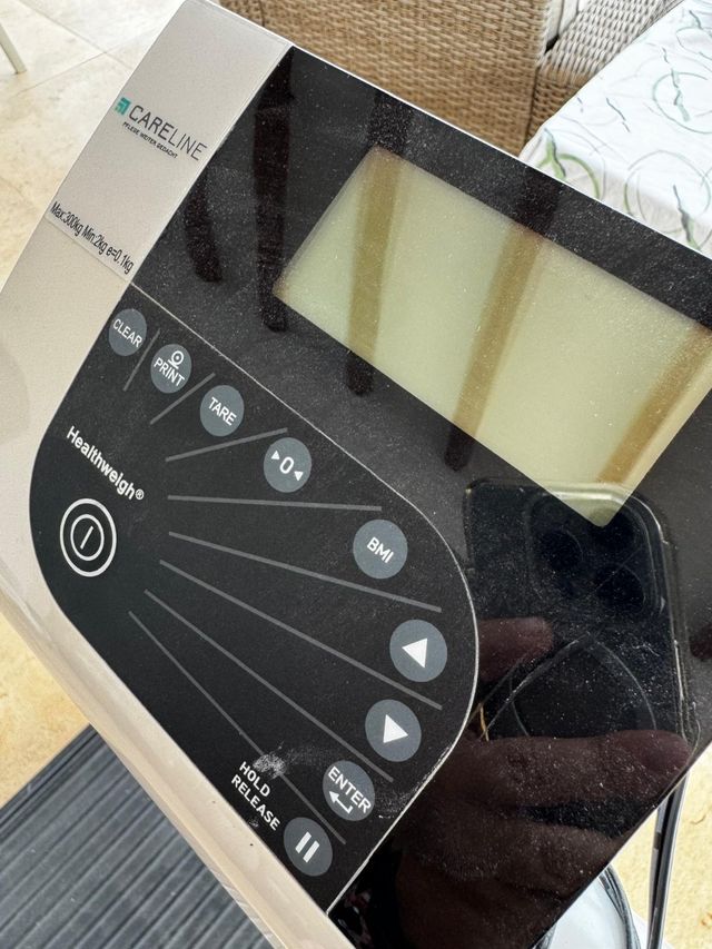 ⚖️ Báscula para silla de ruedas, maletas, cajas...