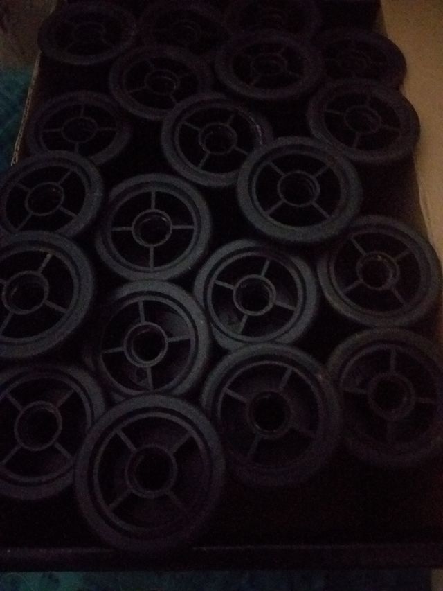 Patas  para muebles: 20 unidades