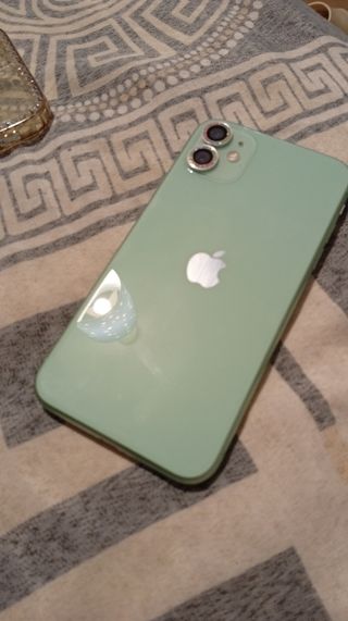 iPhone 11 Verde - Ottimo Stato