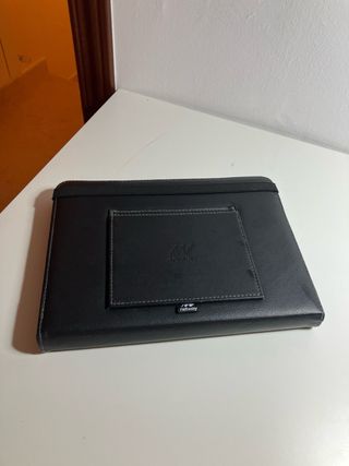 Tablet Lenovo + teclado y funda negra