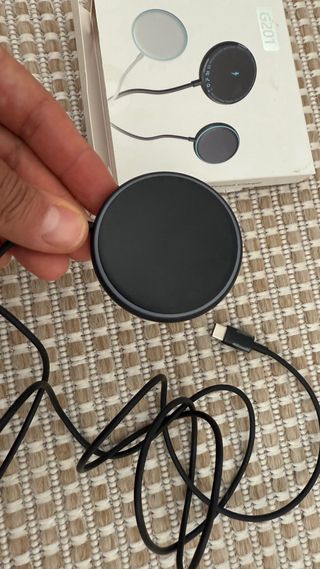 Caricatore wireless MagSafe da 15 W - NUOVO
