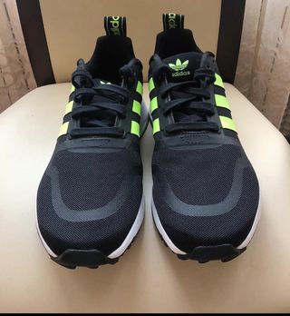 Zapatillas Adidas - Negras/Verde