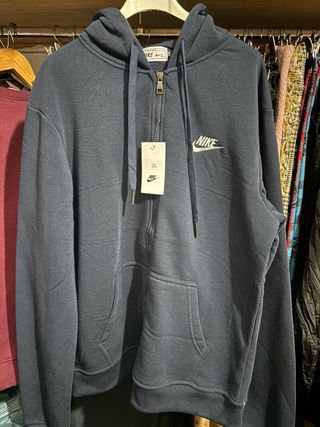 Sudadera Nike azul con capucha