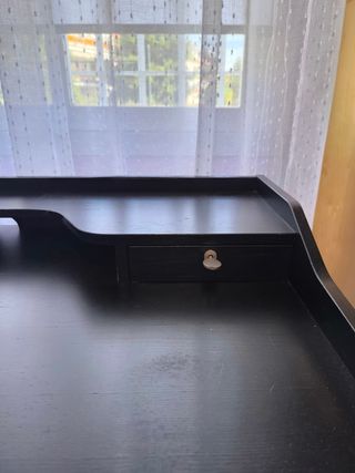 Escritorio madera negro