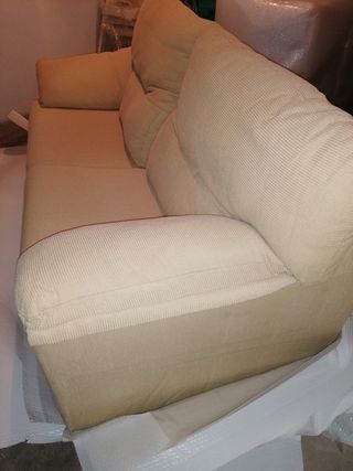 Sofá beige de tela