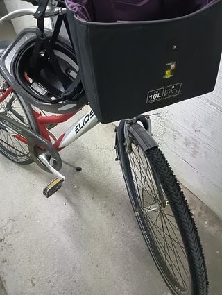 Bicicleta paseo niña 20" usada lo
