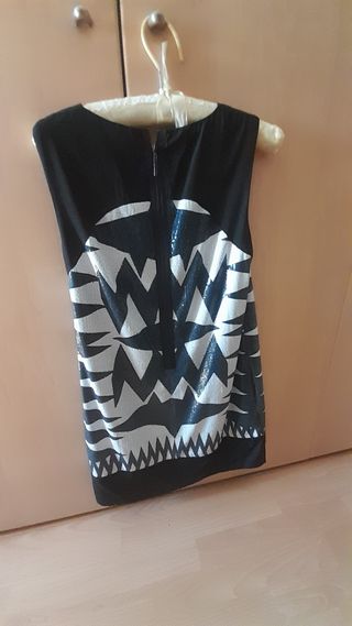 ✅️Vestido negro con lentejuelas