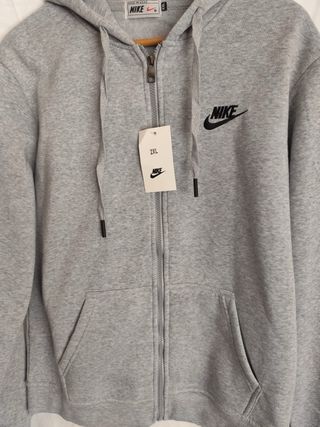 Sudadera Nike Gris con Capucha
