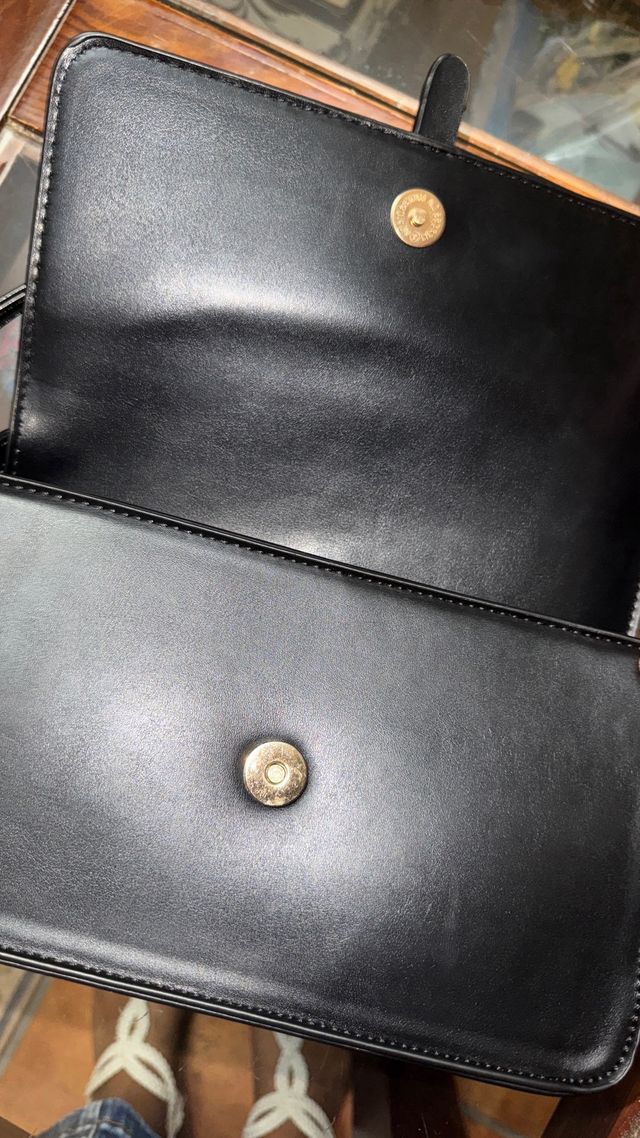 Bolso negro bandolera