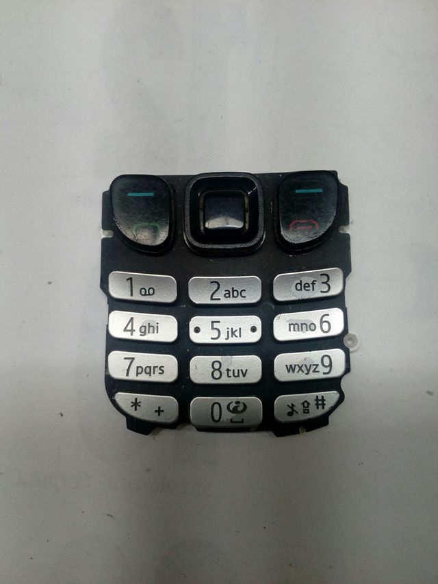 Nokia 6303: carcasa y teclado